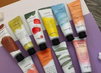 Kem dưỡng da tay Innisfree jeju Life Perfumed Hand Cream với 10 phiên bản nước hoa lưu hương trên tay ( Nguồn: internet)