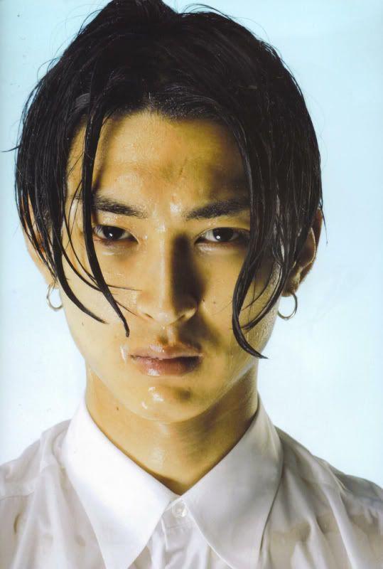 Matsuda Shota đứng hạng 13 với 77 phiếu bình chọn trong BXH những mỹ nam Nhật Bản sở hữu "khuôn mặt nước tương" (Shoyu-gao) chuẩn chính thống đẹp nhất. (Nguồn: Internet)