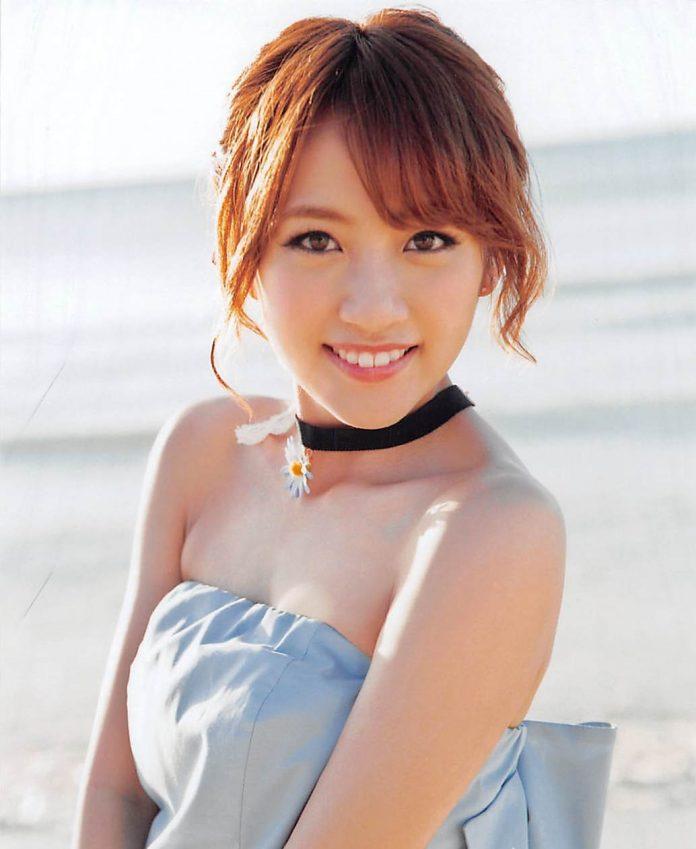 Nữ diễn viên, ca sĩ thần tượng Takahashi Minami (148,5cm) đứng hạng 15 với 251 phiếu bình chọn từ người hâm mộ trong danh sách những nàng “nấm lùn” xinh nhất Nhật Bản. (Nguồn: Internet)