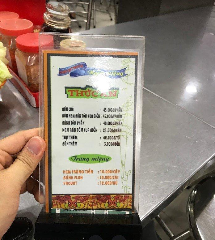 Bún chả Hà Nội - Bún chả Hồ Gươm. (Ảnh: internet)