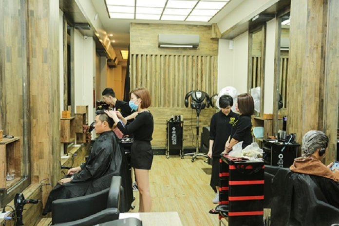 Không gian bên trong của Hair Saloon 99 (Ảnh: Internet)