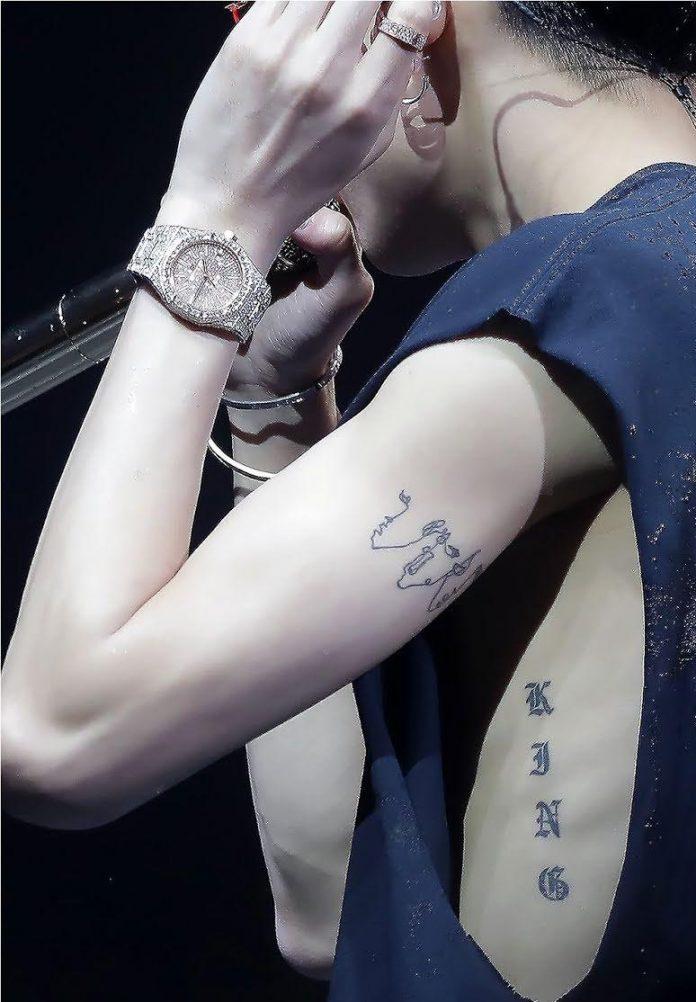 Bambam (GOT7) là một trong những thần tượng KPOP hiếm hoi sở hữu hình xăm trên cơ thể. (Nguồn: Internet) Bambam (GOT7) là một trong những thần tượng KPOP hiếm hoi sở hữu hình xăm trên cơ thể. (Nguồn: Internet)