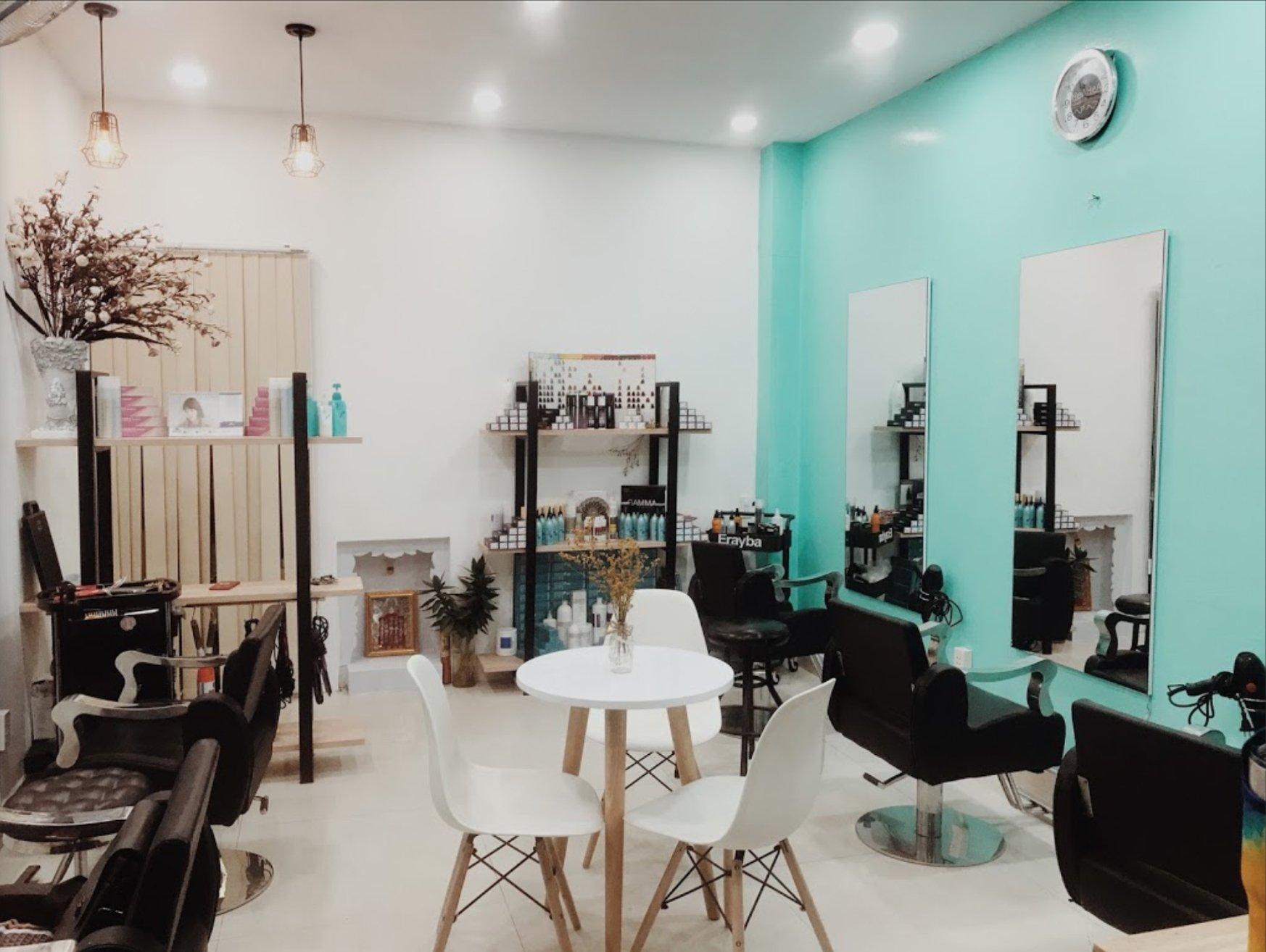 Không gian làm tóc tại salon HeAHeA. Nguồn: Internet
