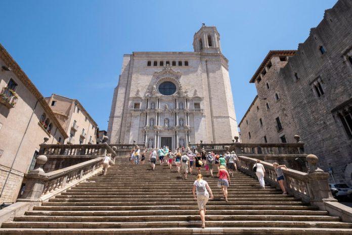 Nhà thờ Chính tòa Saint Mary của Girona, vùng Catalonia (Ảnh: Internet).