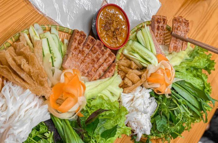Đồ ăn tại Nem nướng Nha Trang - Tâm Việt CS2. (Nguồn: Internet)