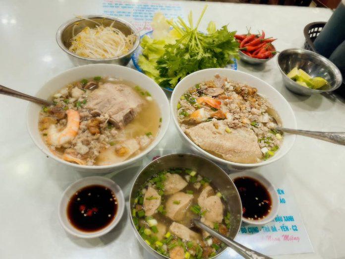 Hủ tiếu hấp dẫn tại Hủ tiếu - Bánh bao Cả Cần (Nguồn: Internet) Hủ tiếu hấp dẫn tại Hủ tiếu - Bánh bao Cả Cần (Nguồn: Internet)