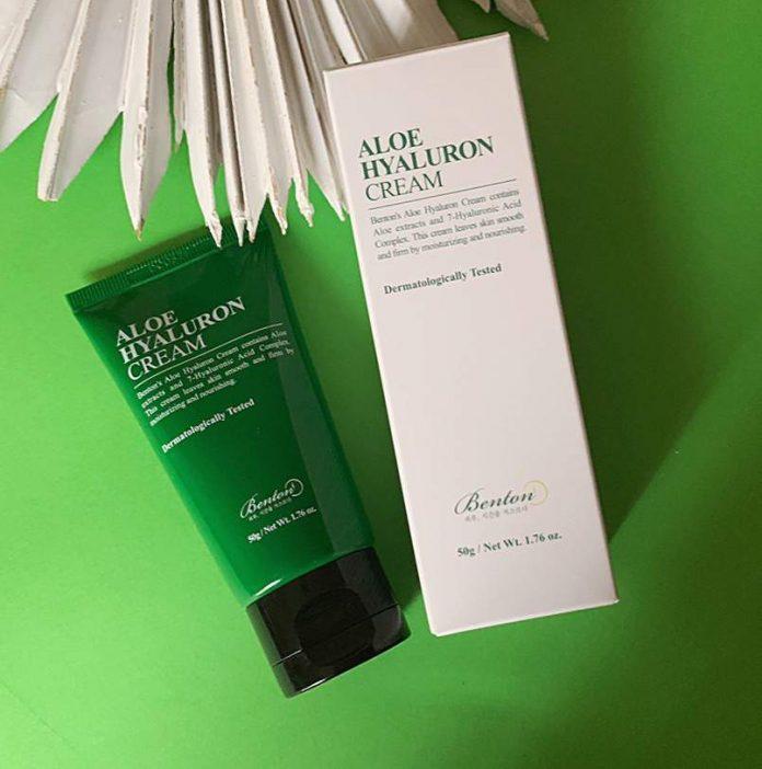 Kem dưỡng ẩm Benton Aloe Hyaluron Cream có khả năng cấp nước nhanh chóng và giảm đỏ rát hiệu quả ( Nguồn: internet)