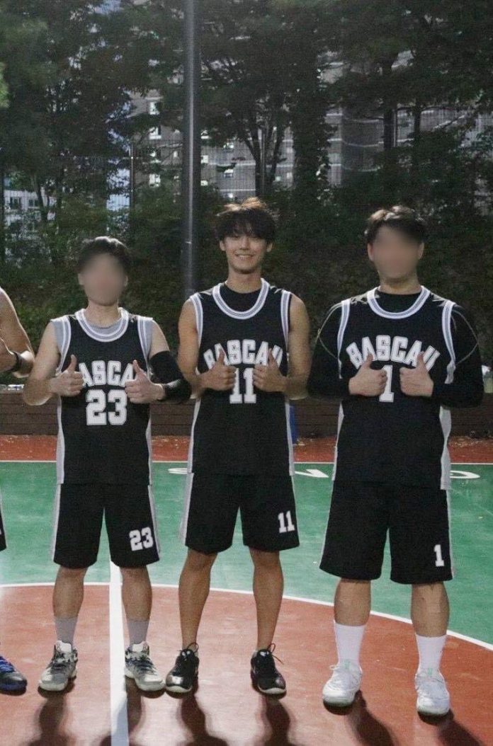 Lee Do Hyun từng chơi cho đội bóng rổ ở trường trung học (Ảnh: Internet).