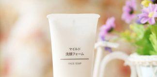 Sữa rửa mặt Muji Face Soap làm sạch da hiệu quả nhưng không gây không căng trên da ( Nguồn: internet)