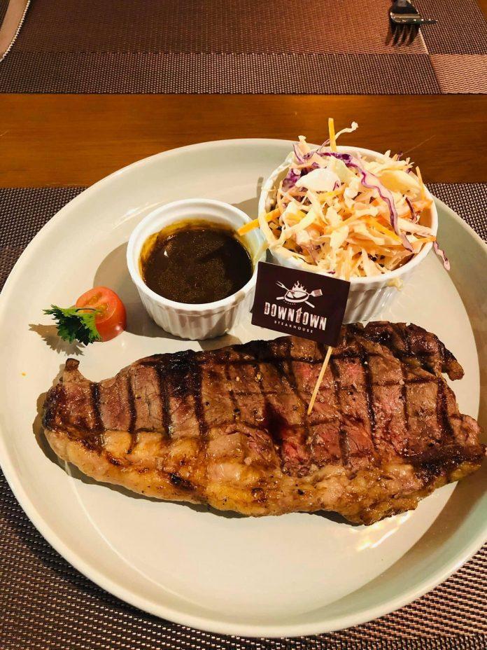 Phần beefsteak của Downtown Steakhouse. (Ảnh: Internet)