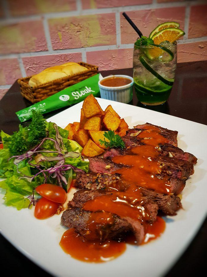 Phần beefsteak của Thế giới Steak. (Ảnh: Internet)