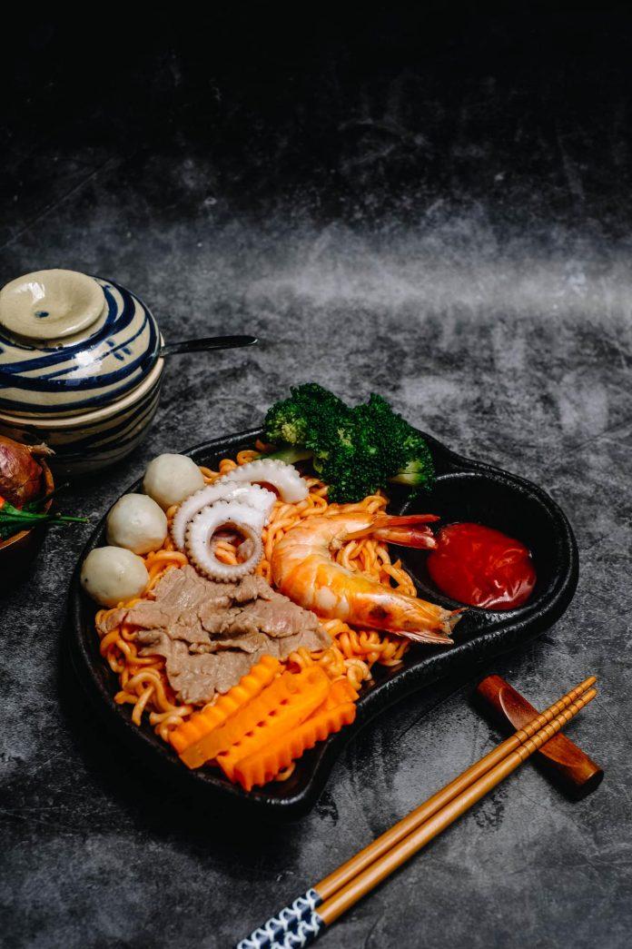 Mỳ cay khuya. (Ảnh: Internet)