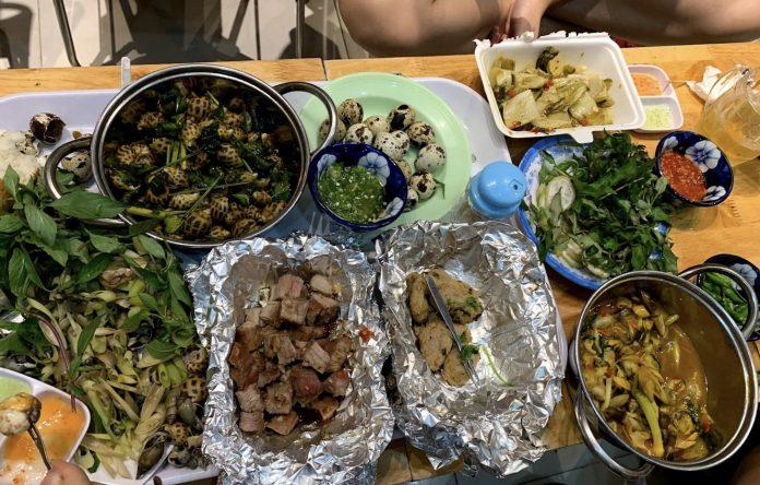 Những món đồ ăn vặt tại Ốc Ngon Đà Nẵng (Nguồn: Internet)