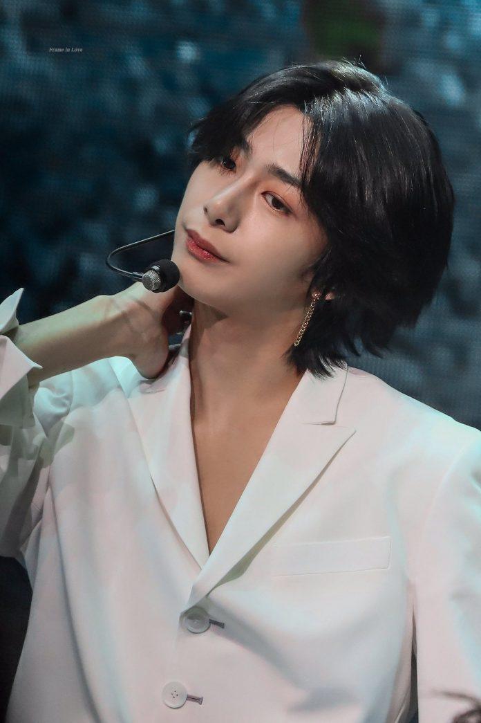 Hyungwon (MONSTA X) là một trong những idol Kpop hiếm hoi thuộc nhóm tính cách INFP nội tâm và nhút nhát. (Nguồn: Internet)