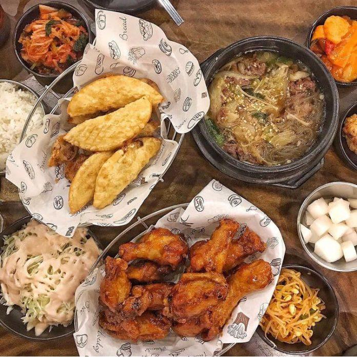 Các món ăn tại Nhà Hàng Gà Nollowa (Ảnh Nhà Hàng Gà Nollowa)