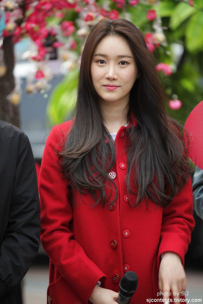 Minyoung (Brave Girls) sinh ngày 12 tháng 9 năm 1990, và sẽ bước sang tuổi 31 vào năm nay. (Nguồn: Internet)