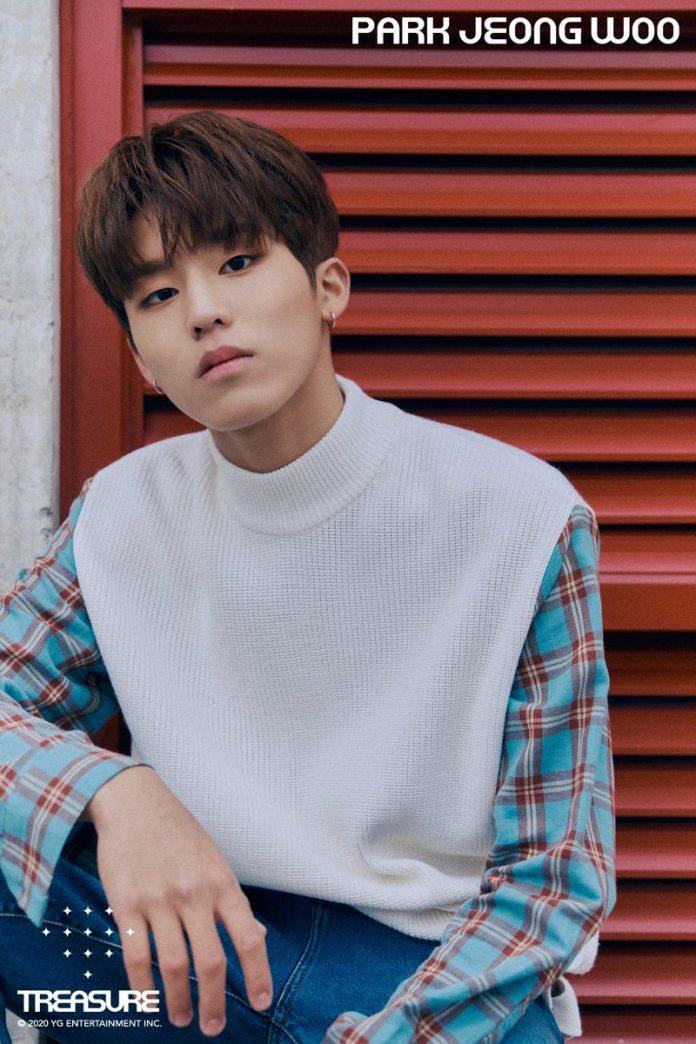 Jeongwoo (TREASURE) sinh ngày 28 tháng 9 năm 2004 và sẽ tròn 17 tuổi vào năm nay. (Nguồn: Internet)