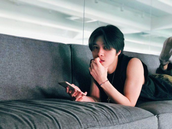 Hendery (WayV) sinh ngày 28 tháng 9 năm 1999 và sẽ tròn 22 tuổi vào năm nay. (Nguồn: Internet)