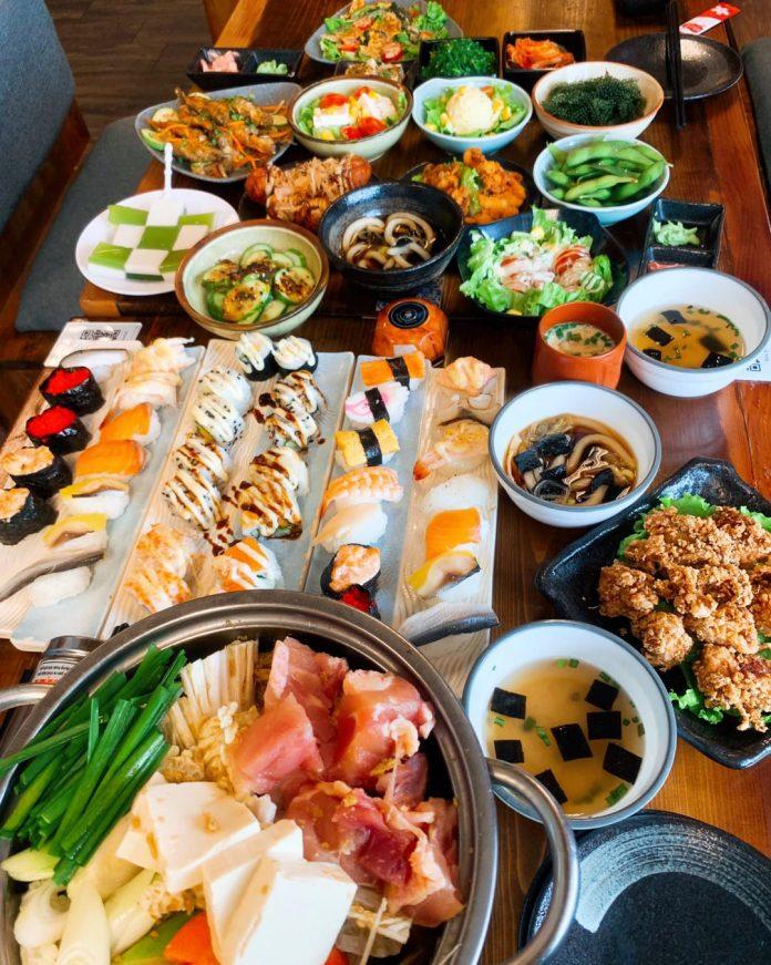 Các món khác tại Sushi Buffet Kunimoto (Ảnh Sushi Buffet Kunimoto)