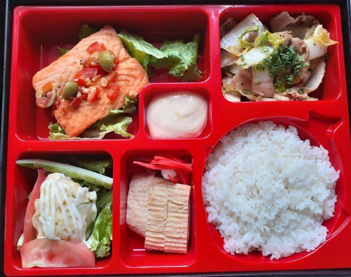 Bento tại Tsukimi Sushi (Ảnh Tsukimi Sushi)