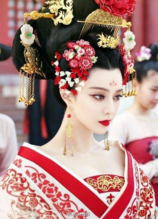 Hoàng hậu Võ Mỵ Nương trong Võ Mỵ Nương Truyền Kỳ (Phạm Băng Băng) (ảnh: internet)