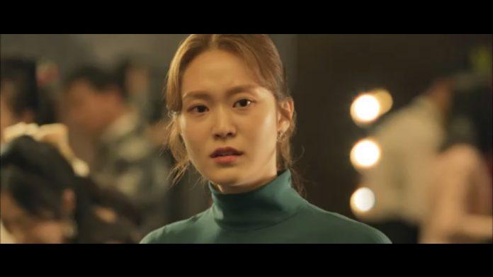 Ánh mắt Na-yoon nhìn Yeo-wool đầy căm phẫn (nguồn: internet)