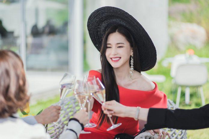 Cha Do Young (Gong Hyun Joo) (nguồn: internet) Cha Do Young (Gong Hyun Joo) (nguồn: internet)