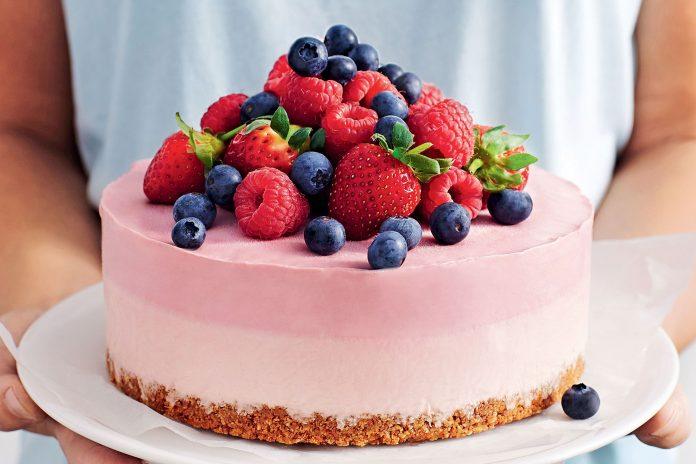 Bánh cheesecake hỗn hợp berry (nguồn internet)