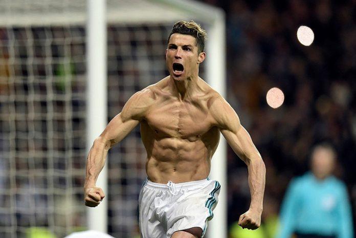 Cristiano Ronaldo nổi tiếng với cơ bắp đồ sộ trong giới cầu thủ (Ảnh: Internet).