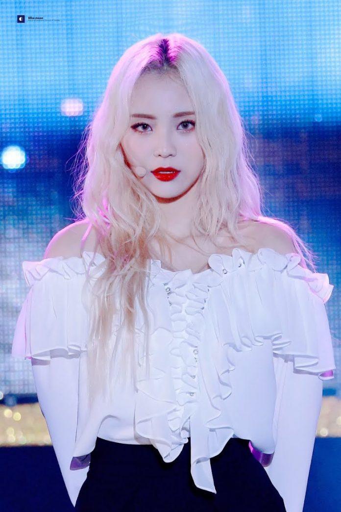 Jinsoul LOONA (Ảnh: Internet)