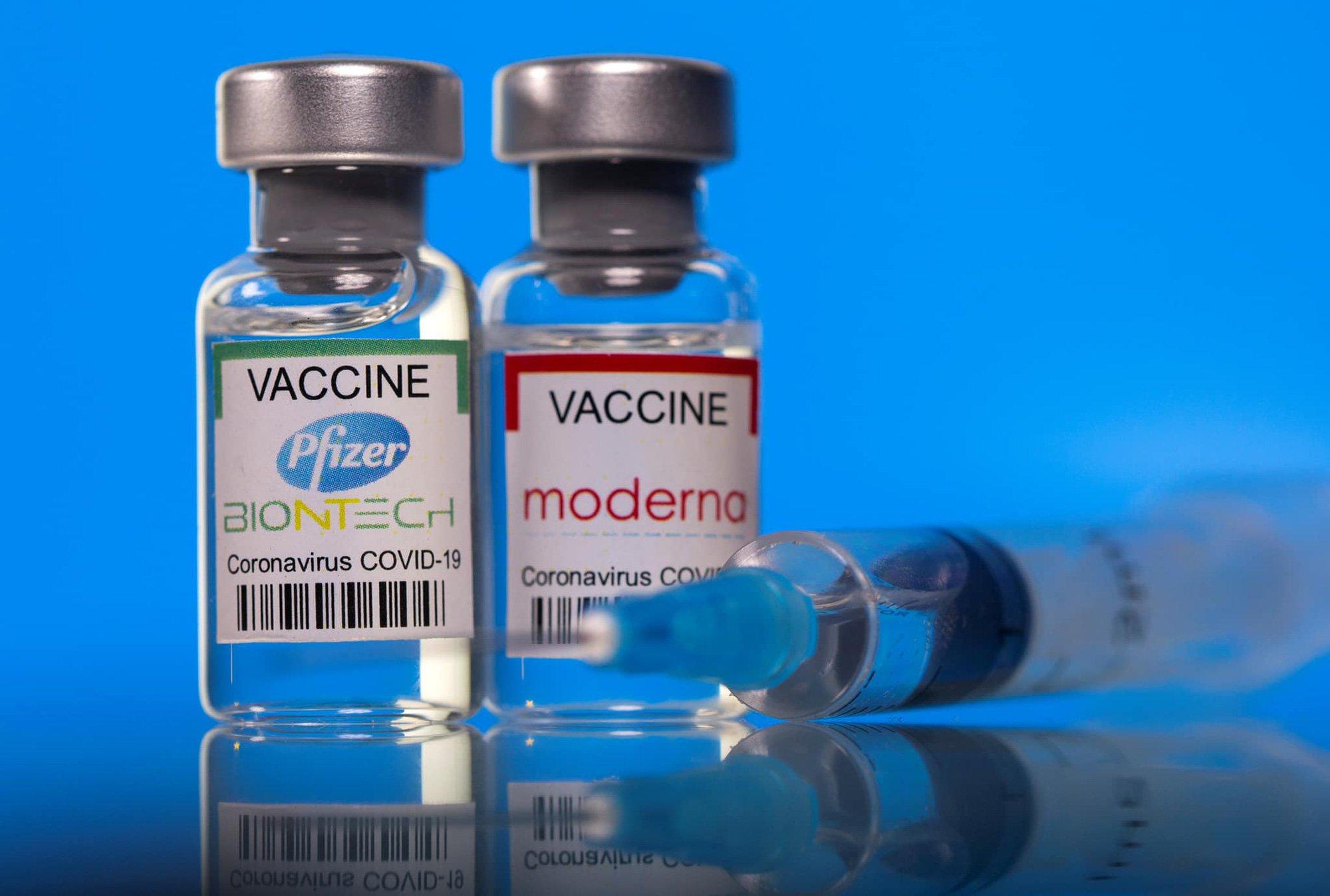 Tiêm thêm một liều vắc-xin COVID-19 tăng cường sẽ làm tăng lượng kháng thể (Ảnh: Internet).