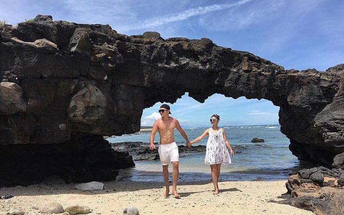 Cổng Tò Vò trên đảo Lý Sơn (Nguồn: Internet).