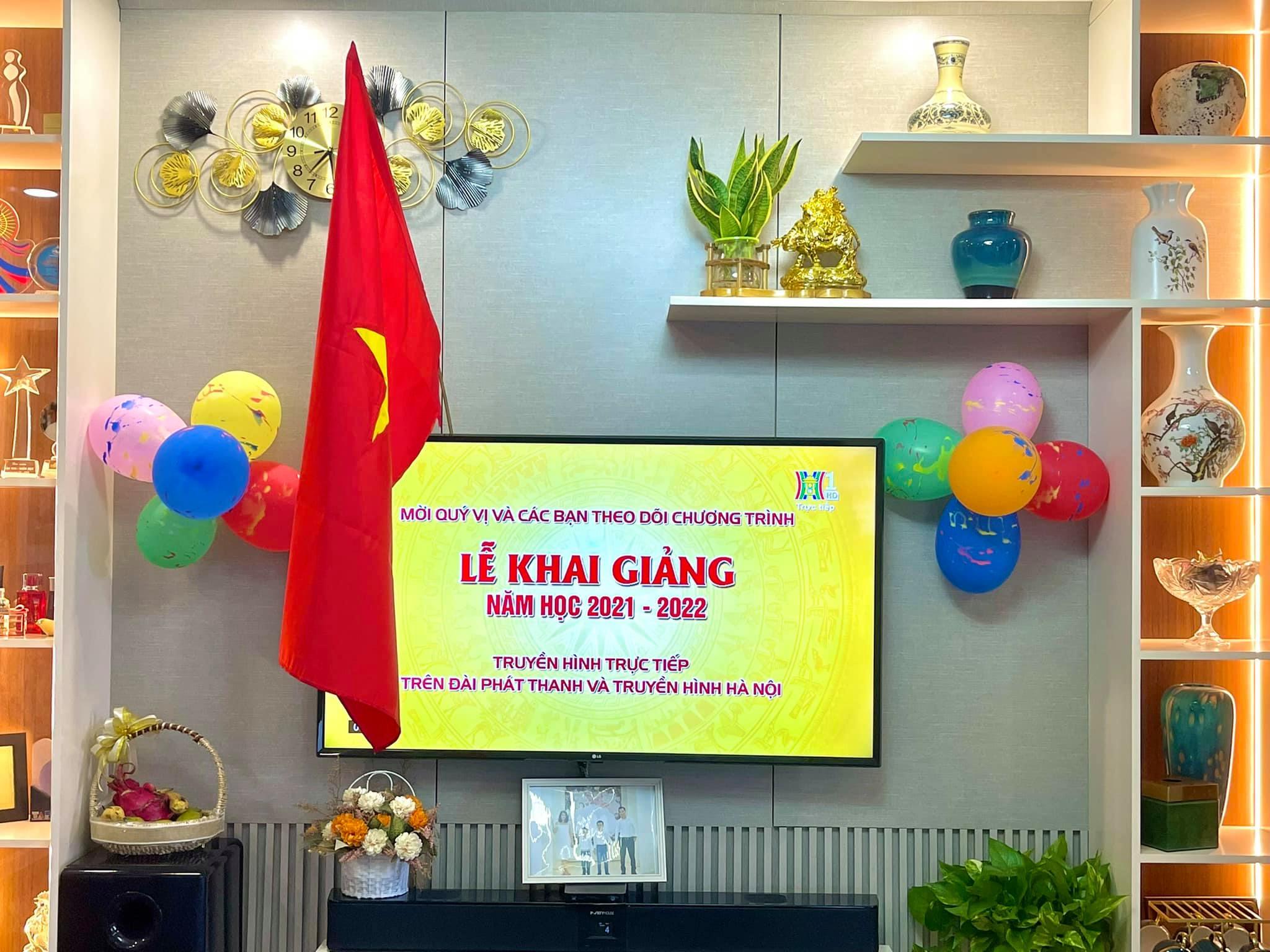 Hà Nội tổ chức ngày khai trường trực tiếp trên sóng truyền hình. (Ảnh: Facebook)