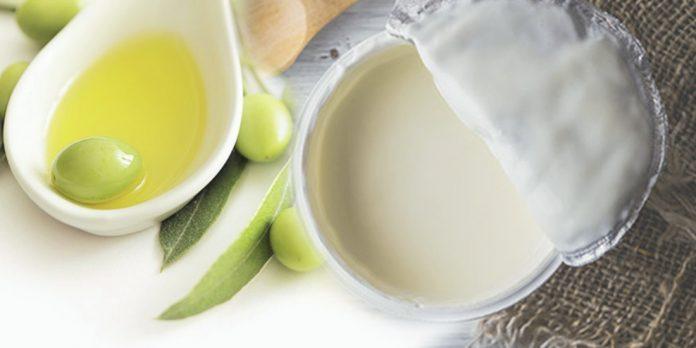 Nuôi tóc chắc khỏe từ mặt nạ sữa chua và dầu ô liu (ảnh: internet)