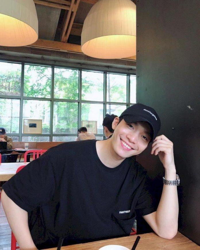 Nụ cười đốn tim của Wi Ha-joon (Nguồn: Internet)