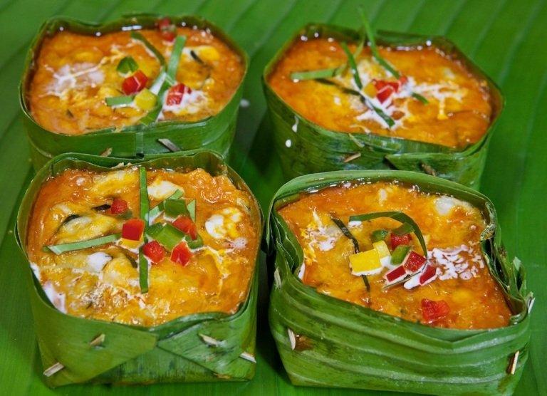Món ăn được dùng kèm nước dừa (Nguồn: Internet).