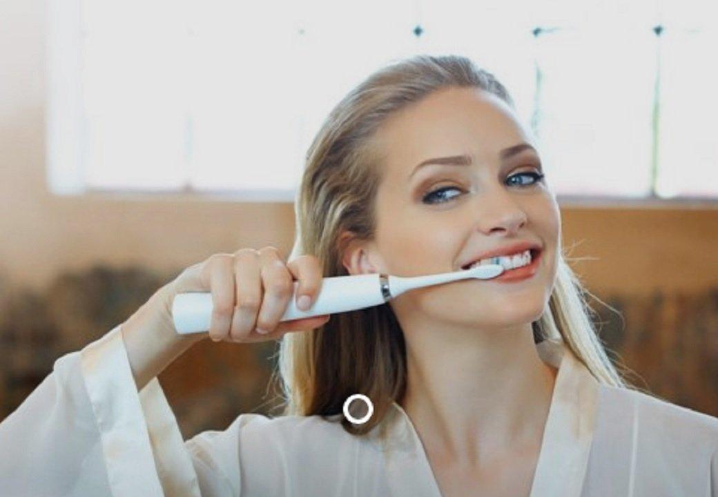 Bàn chải đánh răng chứa đầy vi khuẩn vì 6 thói quen xấu xí này, cần dừng lại ngay! - BlogAnChoi