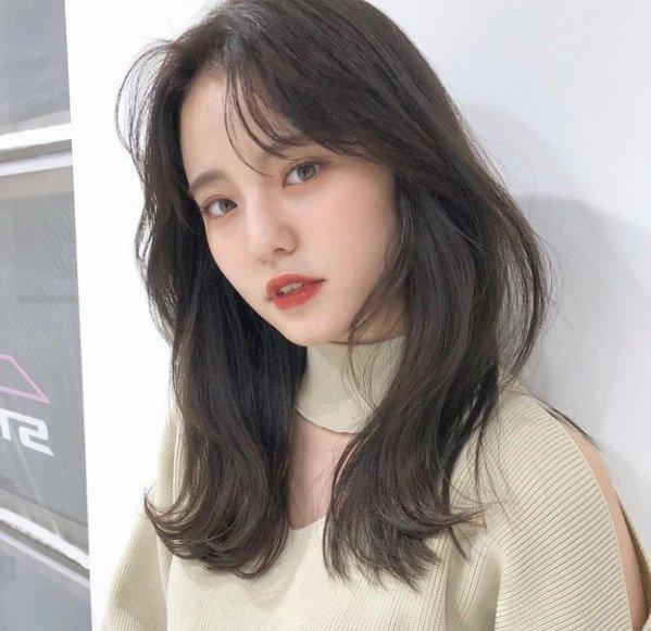 Gương mặt thanh thoát, thon gọn giúp bạn tươi trẻ và tự tin hơn rất nhiều (Ảnh: Internet).