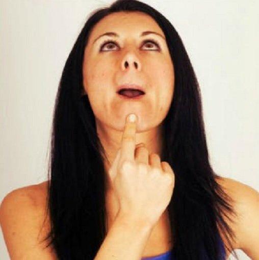 Cười nhẹ nhàng hình chữ O (Ảnh: Internet).