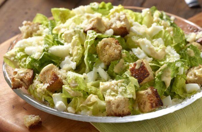 Salad Caesar (Nguồn: Internet)