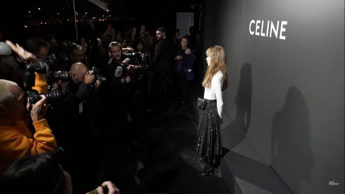 Fan chỉ có thể ngắm lại hình ảnh từ show diễn năm ngoái bởi vì CELINE không tham dự Paris Fashion Week năm nay (Nguồn: Internet)