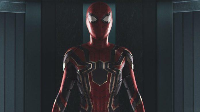 Bộ Iron Spider được nhá hàng ở cuối phim Spider-Man: Homecoming (Ảnh: Internet)