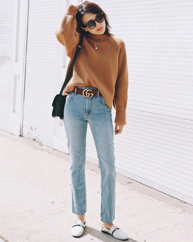 Jean ống đứng với điểm nhấn là thắt lưng (Nguồn: Internet)