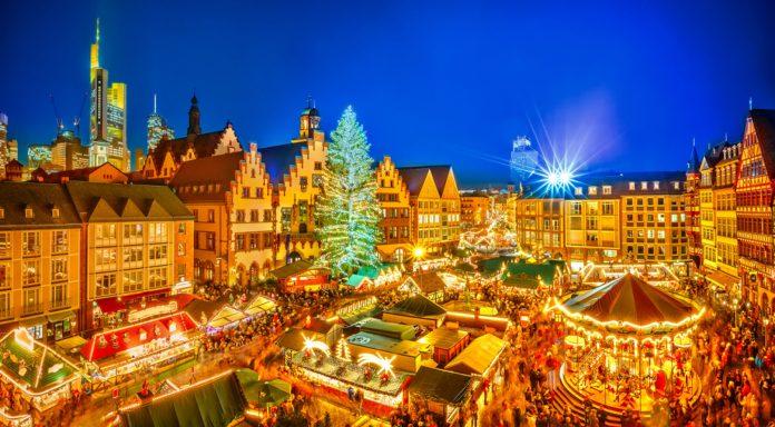 Chợ Giáng Sinh Vienna (Áo) đẹp tựa như ngôi làng cổ tích (Ảnh: Internet).