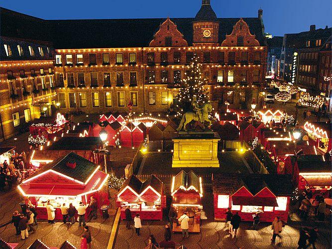 Chợ Giáng Sinh Düsseldorf ở Đức năm 2021 (Ảnh: Internet).