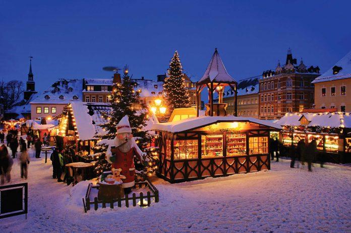 Chợ Giáng Sinh Basel (Thụy Sĩ) (Ảnh: Internet).