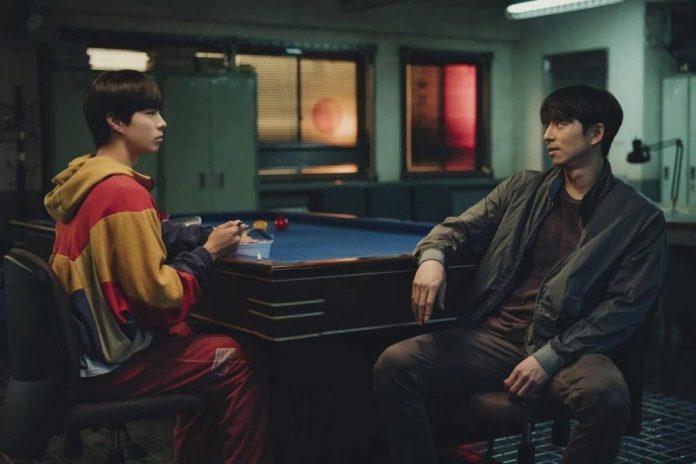 Bộ phim kể về hành trình tìm thấy câu trả lời cho sự tồn tại của mình của Seo Bok và Ki Hun (Ảnh: Internet)