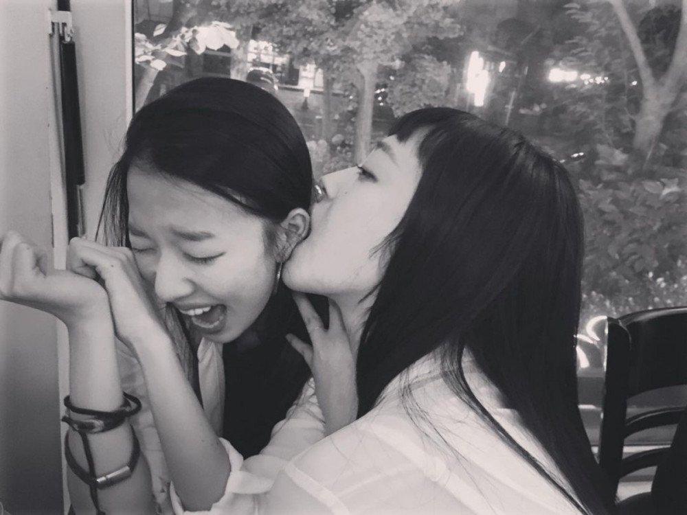 Bức ảnh đen trắng mà Seon Ah đăng tải trên Instagram - Ảnh: Internet