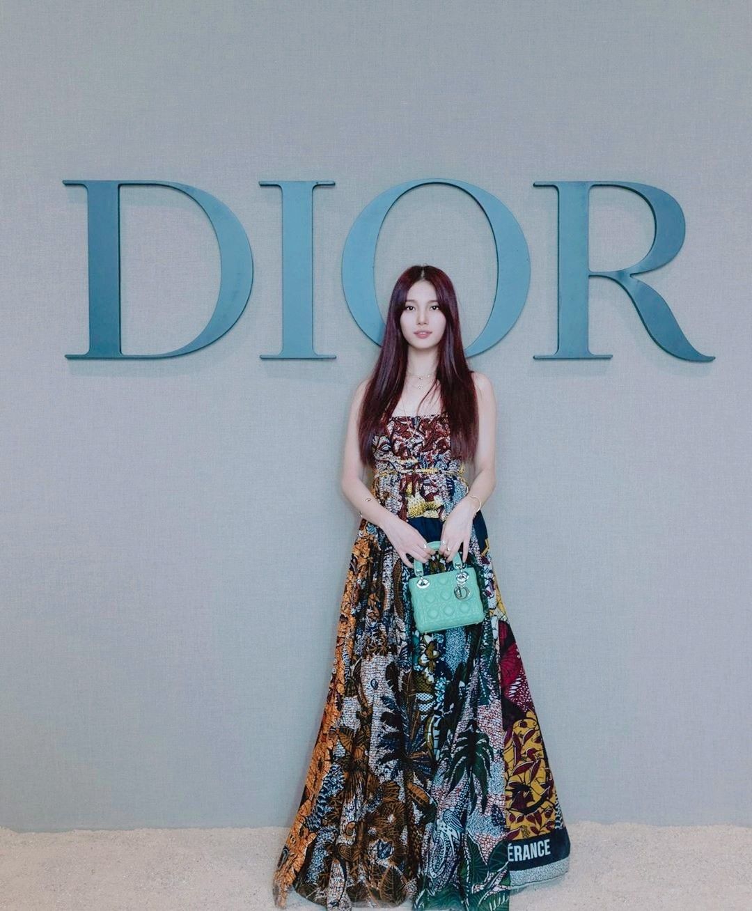 Suzy dự show của Dior tại Tuần lễ thời trang Paris hồi tháng 9/2019 (Nguồn: Internet)