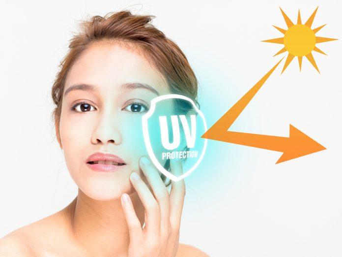 Chăm chỉ thoa kem chống nắng mỗi ngày để bảo vệ da trước tia UV tốt nhất (Nguồn: internet)